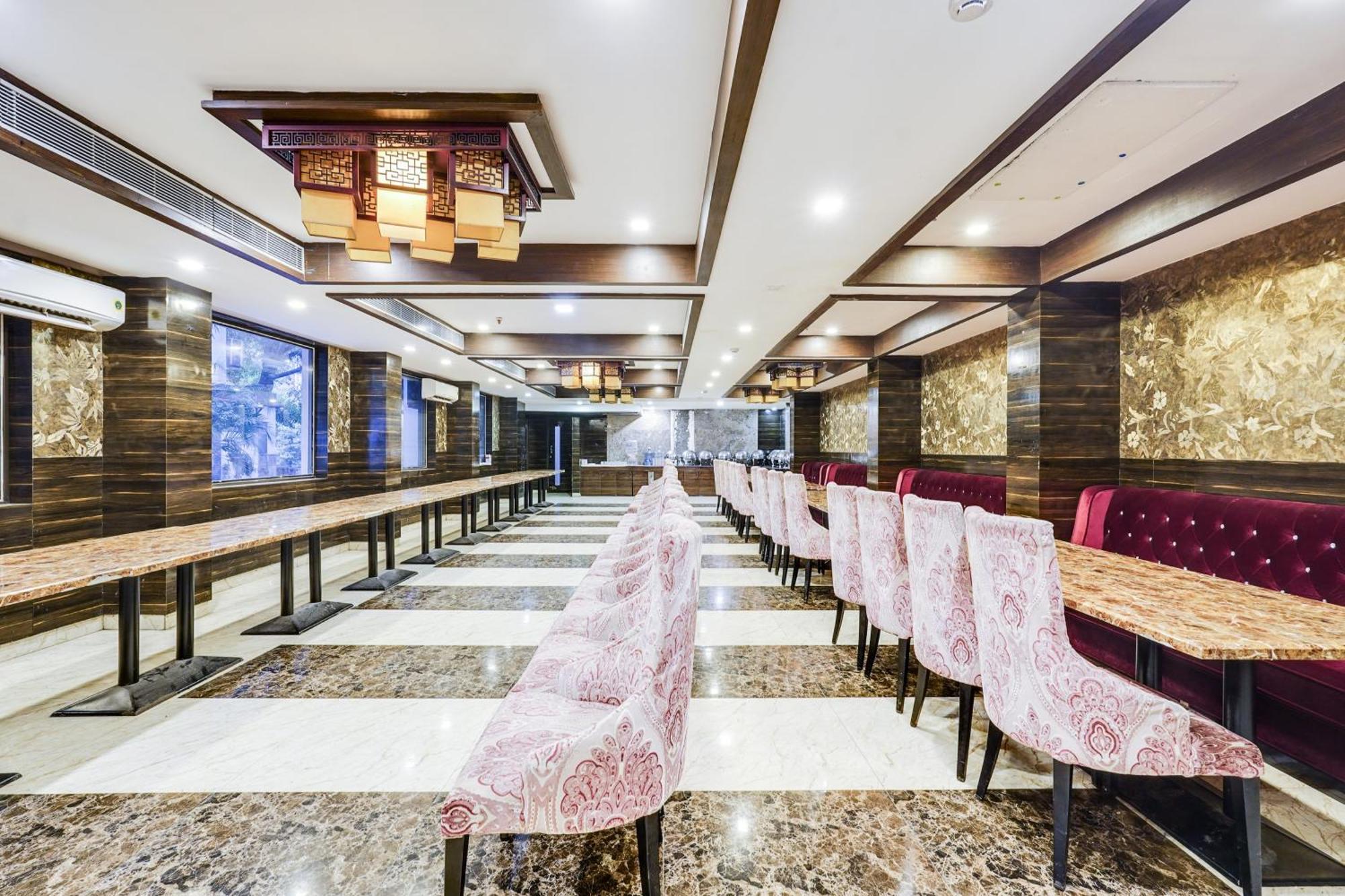 Super Townhouse Oak Alandur Near Chennai Airport Formerly Vijay Park エクステリア 写真